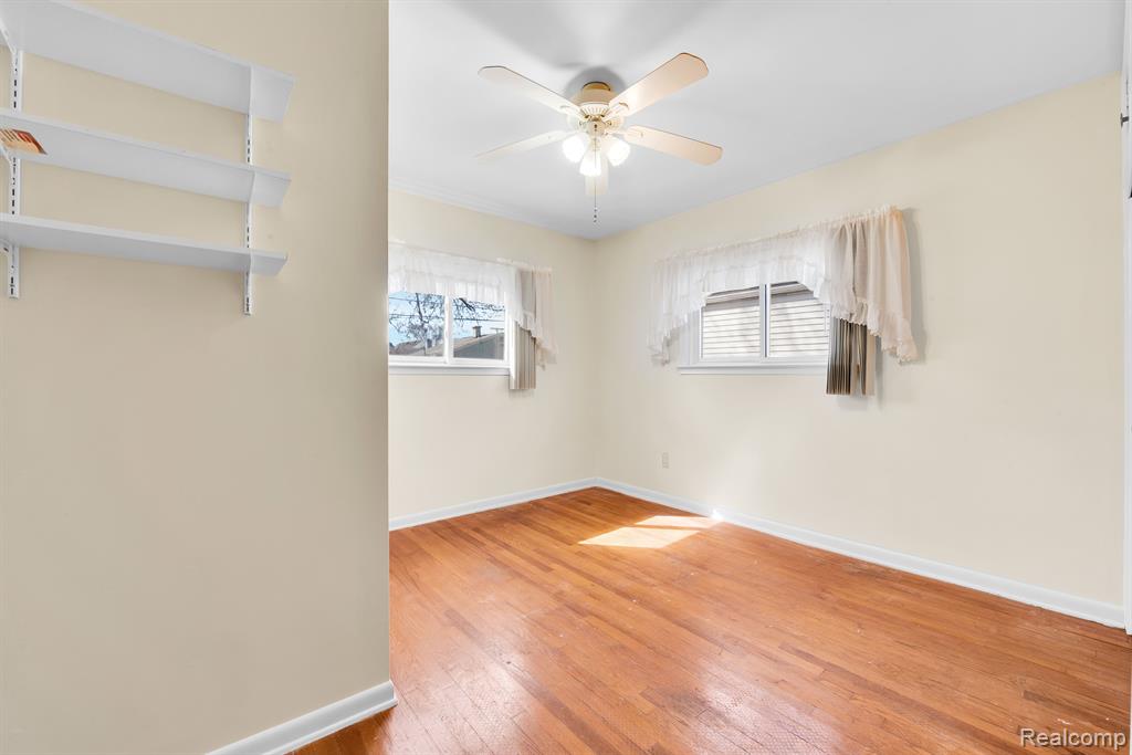 8620 STEPHENS Road, Warren, MI 48089 — Photo 5
