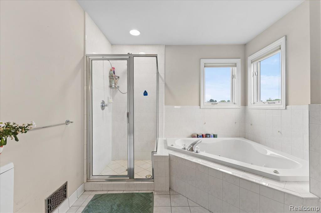 2160 W Buell Road, Oakland, MI — Photo 33