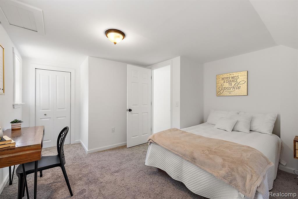 42 BROADWAY Street, Oxford, MI 48371 — Photo 29