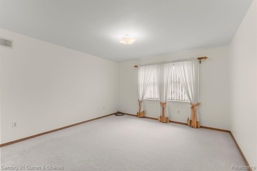 6970 FOREST PARK, Troy, MI 48098 — Photo 17