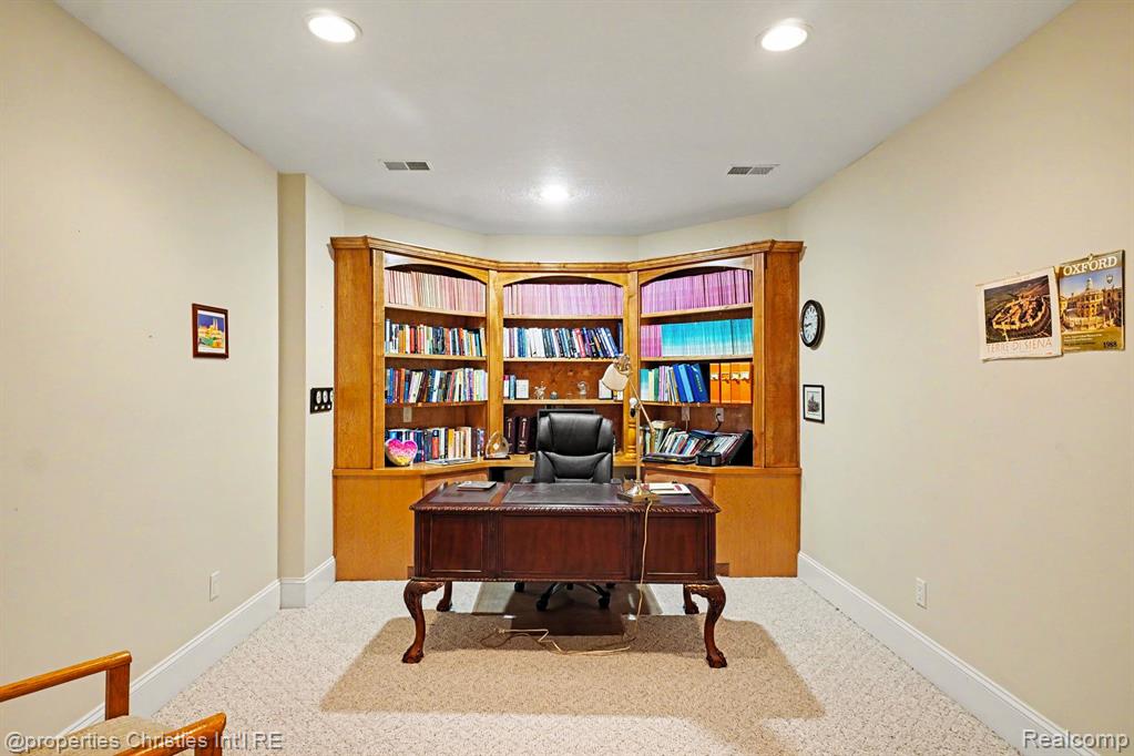 16987 Kings Fairway Lane, Grand Blanc, MI 48439 — Photo 29
