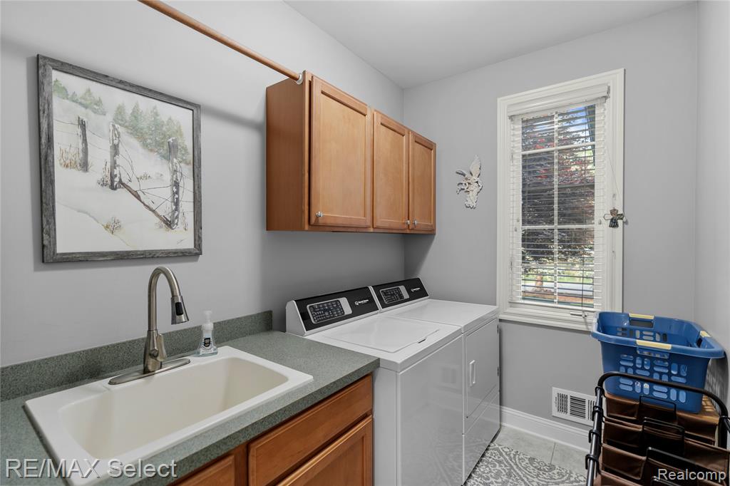 8320 MISTY, Grand Blanc, MI 48439 — Photo 37