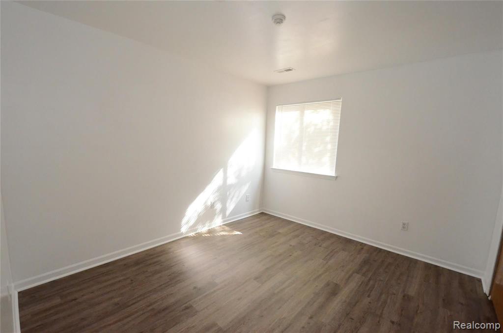42803 Lilley Pointe Drive, Canton, MI 48187 — Photo 18