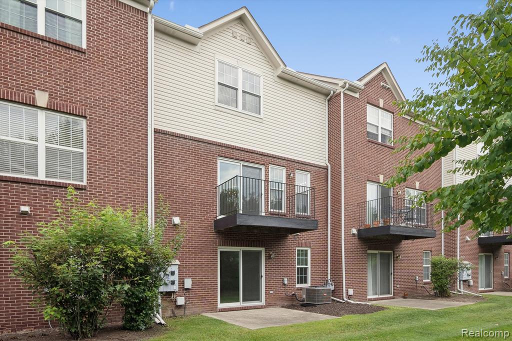 545 Cherry Orchard Road, Canton, MI 48188 — Photo 38