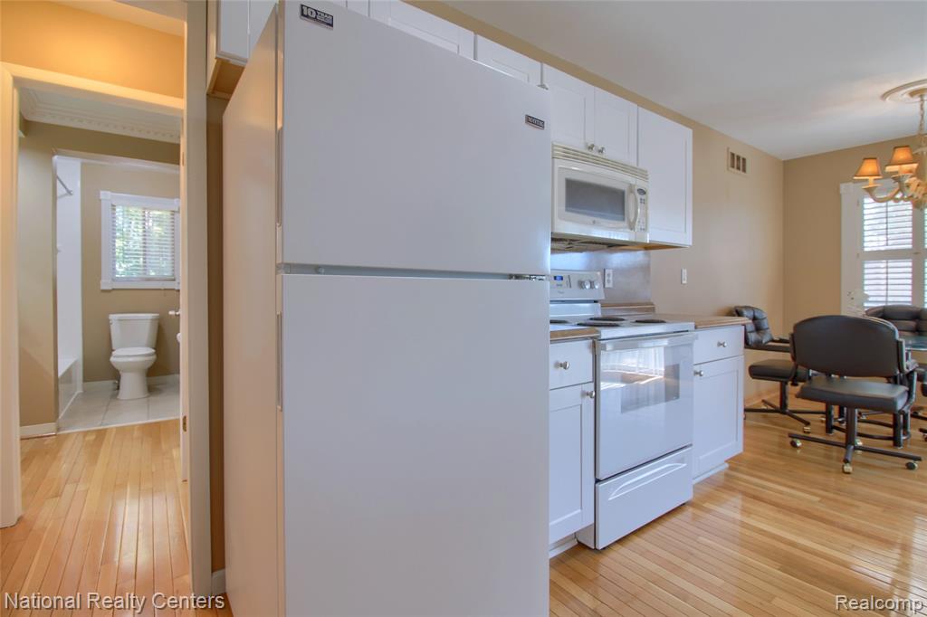 16547 Middlebelt Road, 6, Livonia, MI 48154 — Photo 14
