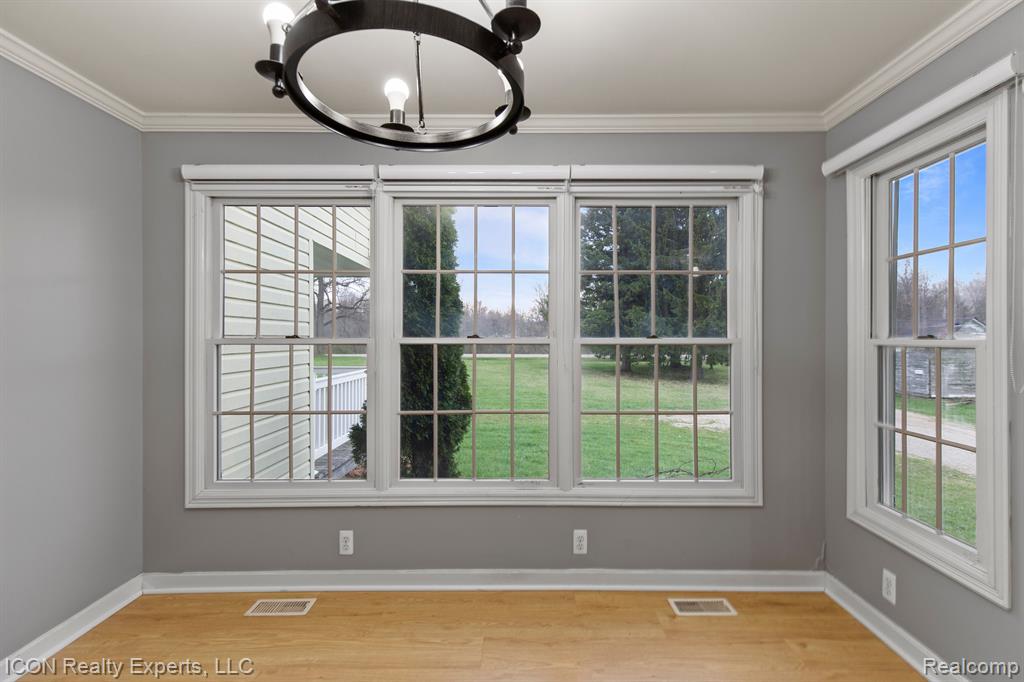 5580 HEGEL Road, Goodrich Vlg, MI — Photo 15
