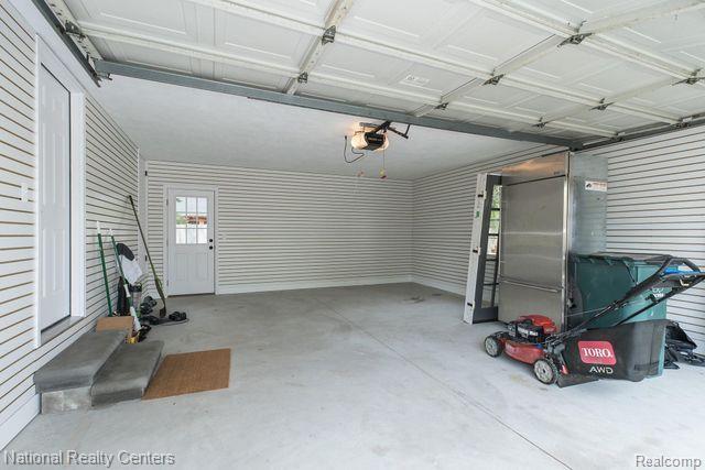 942 Donmar Court, Birmingham, MI 48009 — Photo 21