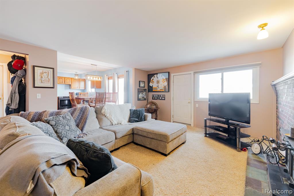 4105 GRANGE Road, Trenton, MI 48183 — Photo 5