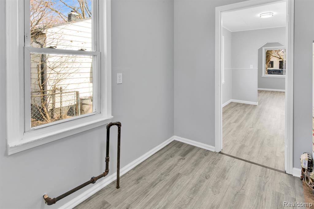6160 WILKIE Street, Taylor, MI 48180 — Photo 12