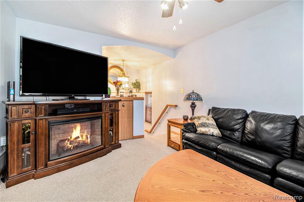 23234 Candace Drive, Rockwood, MI — Photo 18