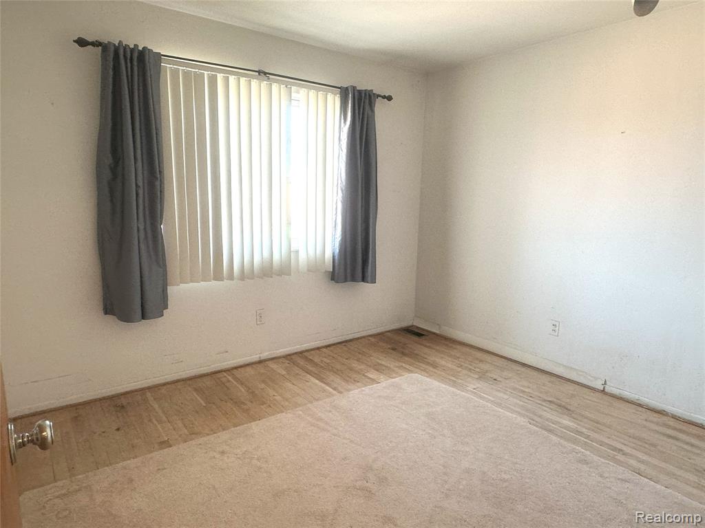 29330 Hoover Road, 330, Warren, MI 48093 — Photo 16