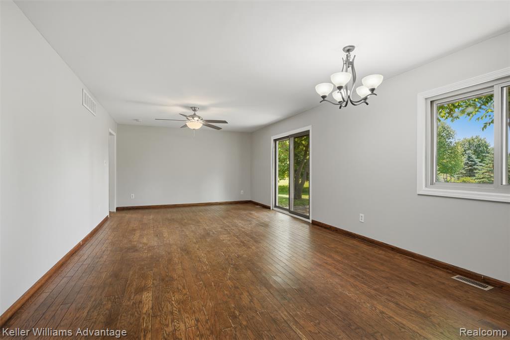48053 Harris Road, Belleville, MI 48111 — Photo 10