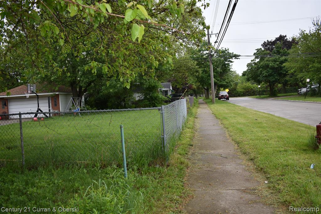 5910 N WAVERLY Street, Dearborn Heights, MI 48127 — Photo 3