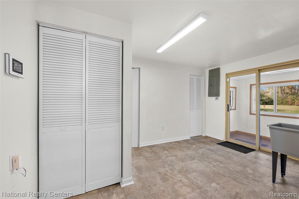 29842 Fort Road, Rockwood, MI — Photo 30
