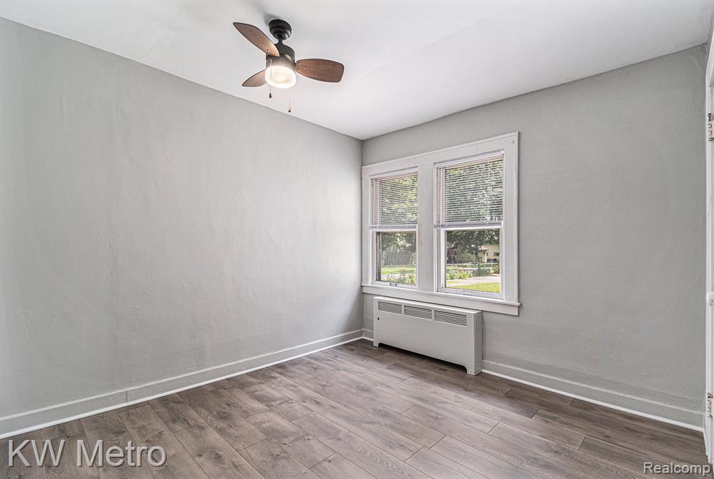 508 West PARKDALE Avenue, Royal Oak, MI 48073 — Photo 13
