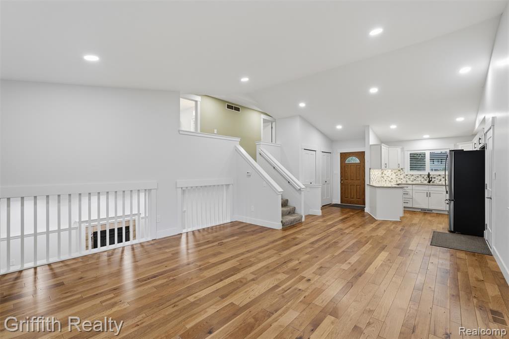 865 Alpine Drive, Brighton, MI 48116 — Photo 14