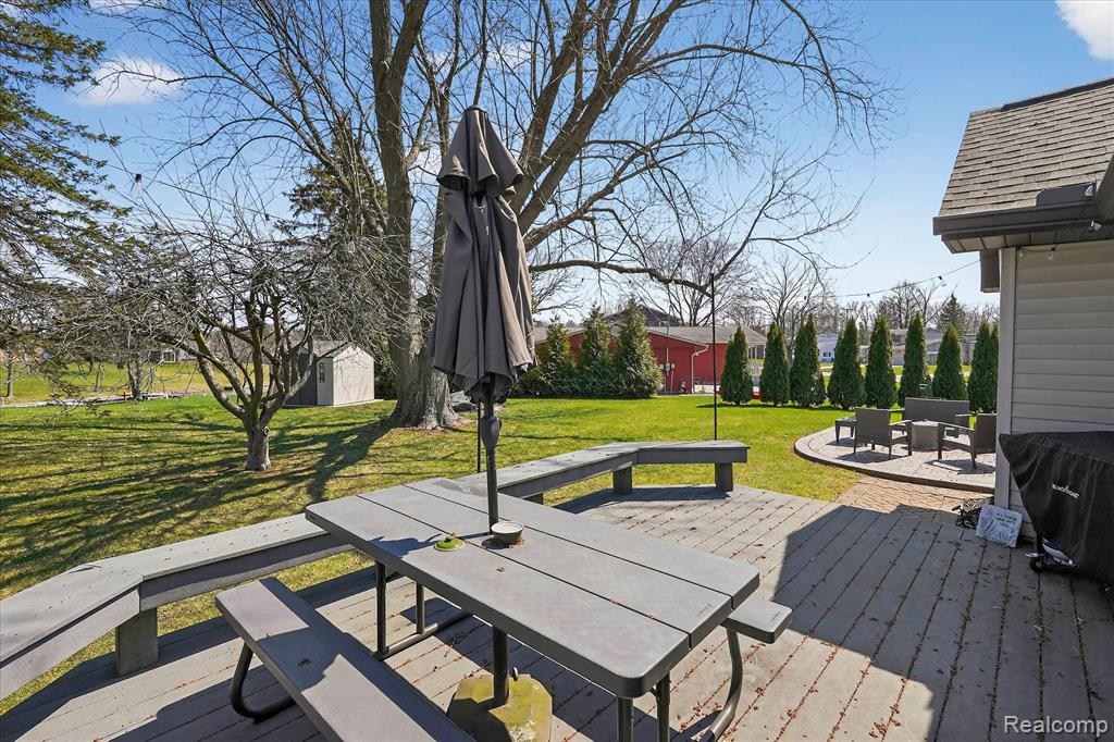 16147 Silvercrest Drive, Fenton, MI 48430 — Photo 50