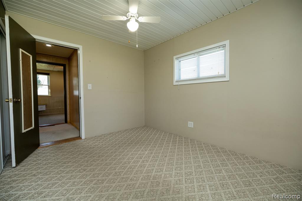 9180 COOLEY LAKE Road, White Lake, MI — Photo 22