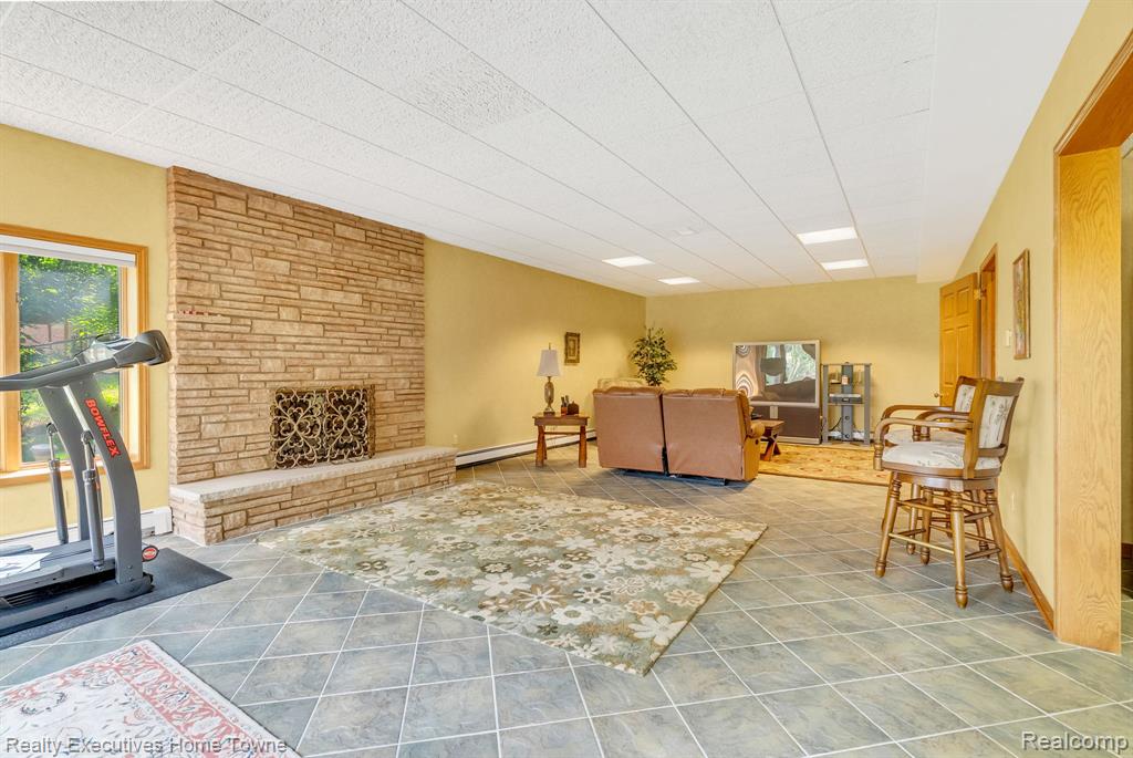 2620 Strawberry Lane, Port Huron, MI 48060 — Photo 53