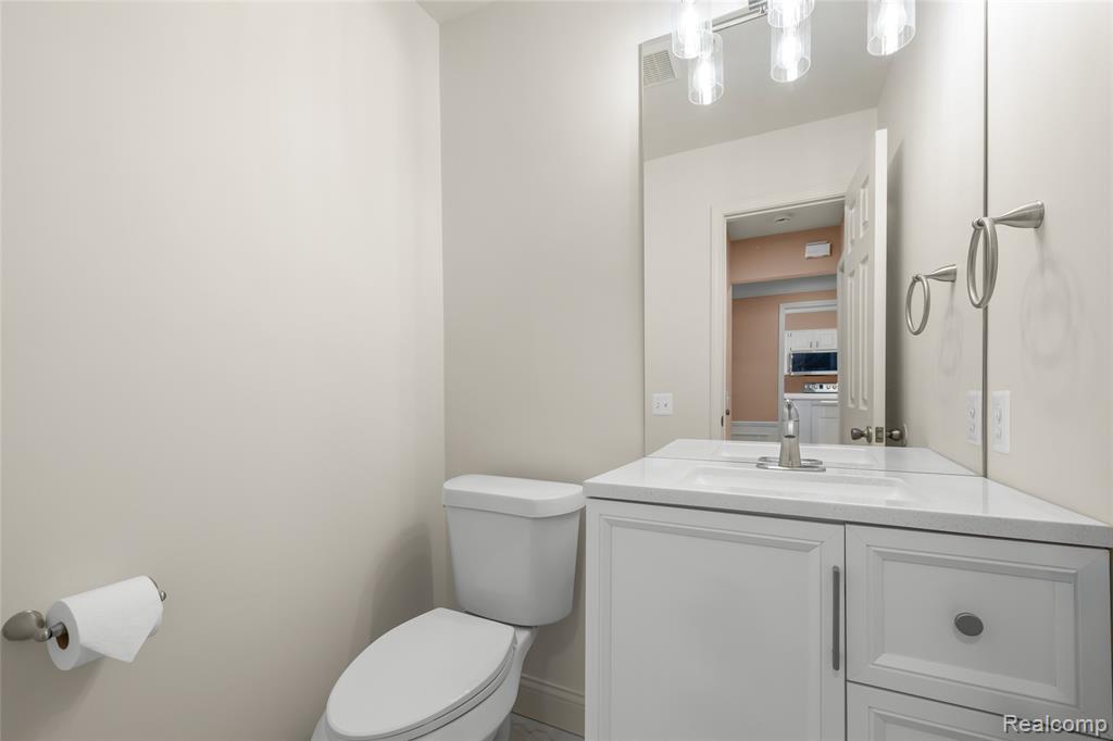 16252 Country Knoll Drive, Northville, MI 48168 — Photo 21