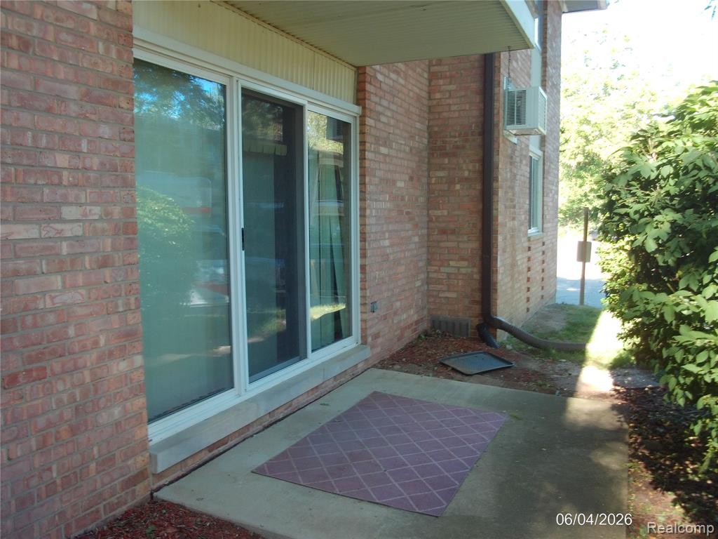 1253 Island Drive, Ann Arbor, MI 48105 — Photo 10