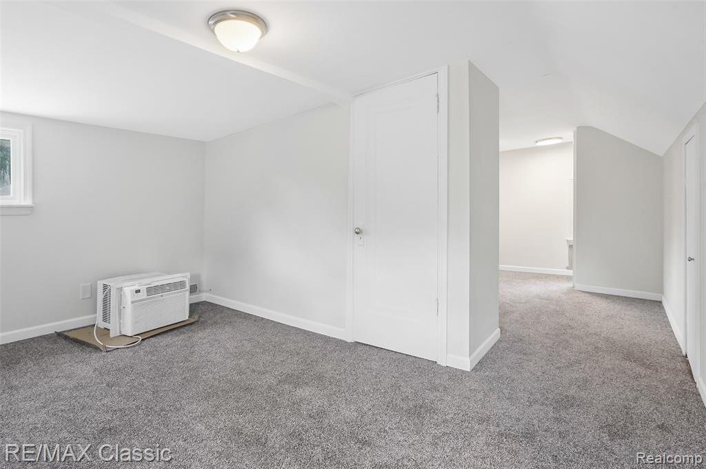525 E Lewiston Avenue, Ferndale, MI 48220 — Photo 18