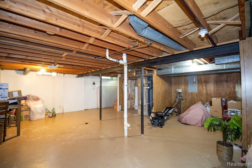 7878 Capri Drive, Canton, MI 48187 — Photo 49