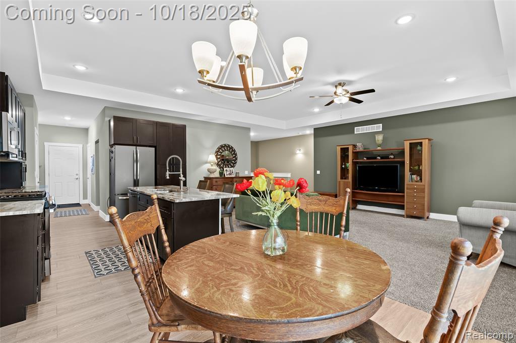 3129 Harbor Pointe Circle, Fenton, MI 48430 — Photo 12