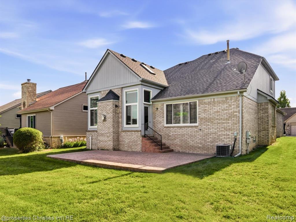 57196 Copper Creek Drive W, Washington, MI — Photo 28