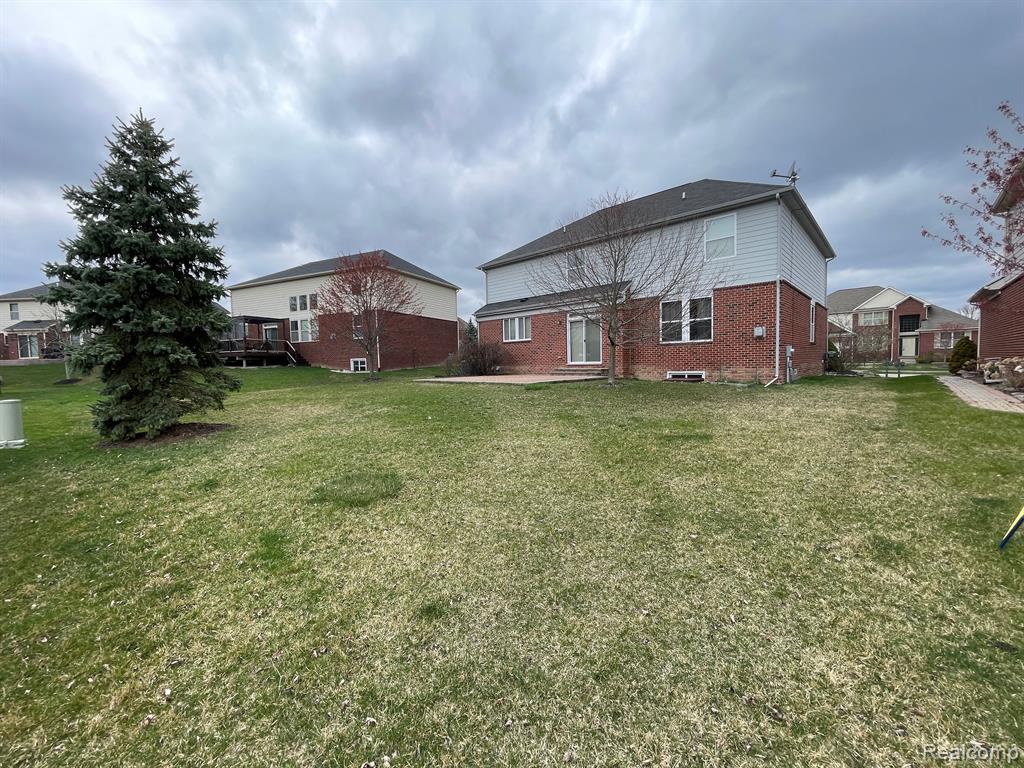 41693 CRANE Way, Novi, MI — Photo 39
