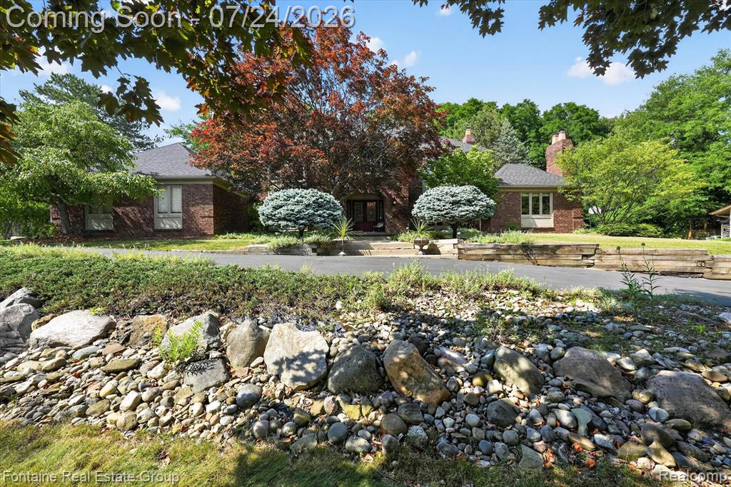 34462 Ramble Hills Drive, Farmington, MI 48331