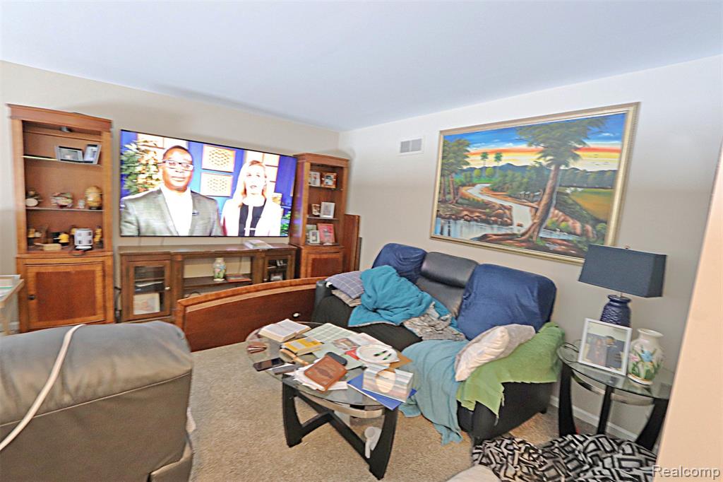 42759 Leon Drive, 155, Belleville, MI 48111 — Photo 30