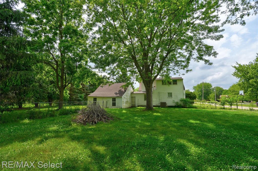 7173 Porter Road, Grand Blanc, MI 48439 — Photo 6