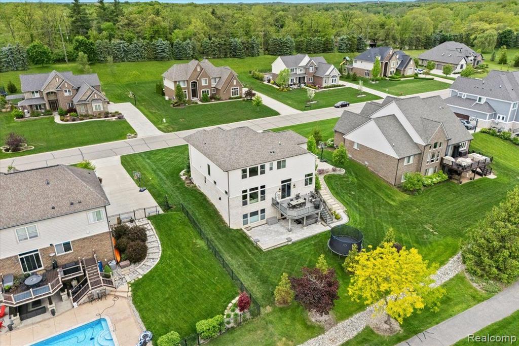 10611 STONEY POINT Drive, South Lyon, MI 48178 — Photo 53