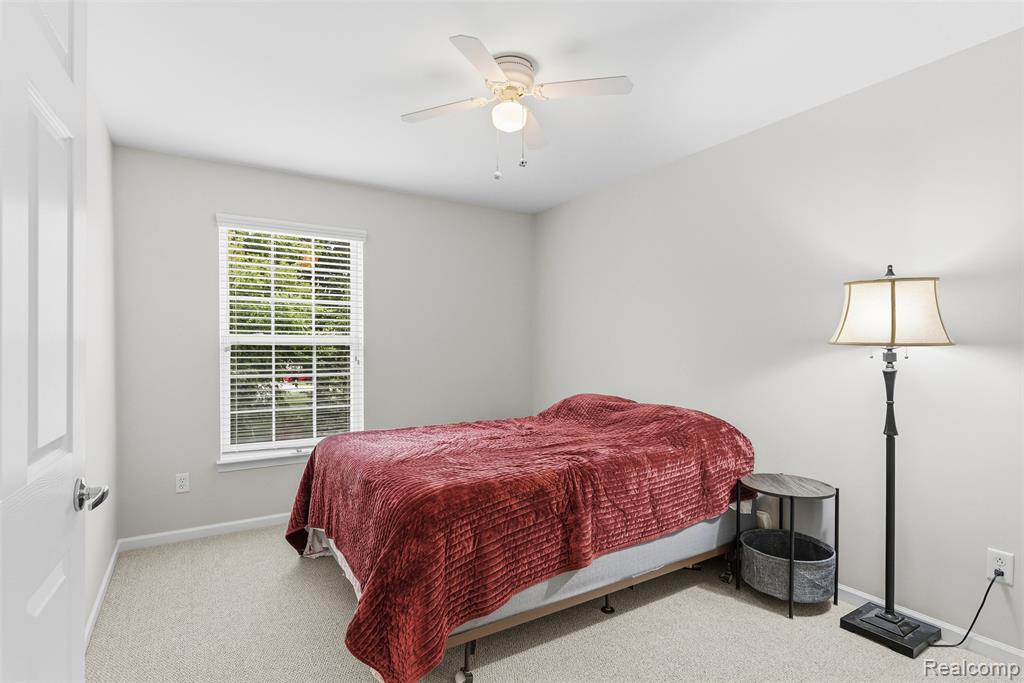 6323 Moonstone Drive, Grand Blanc, MI 48439 — Photo 32