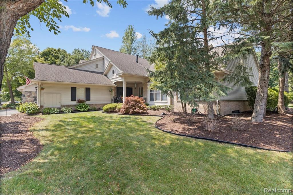 7570 Danbury Circle, West Bloomfield, MI — Photo 5