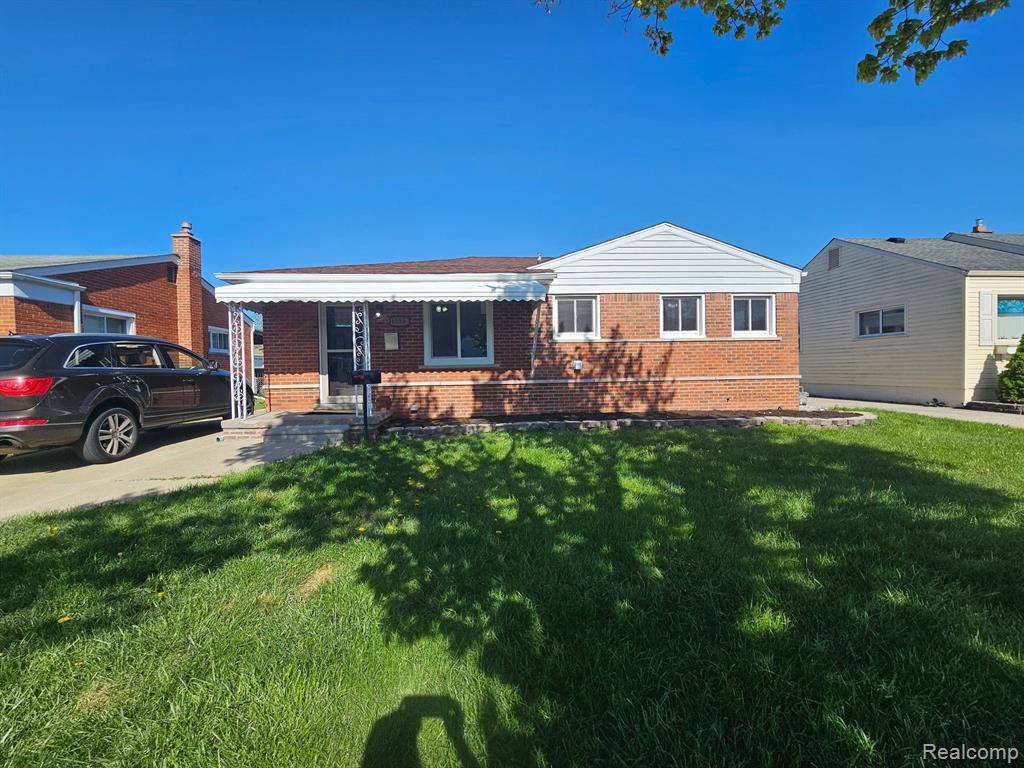 4055 17TH Street, Wyandotte, MI 48192 — Photo 2