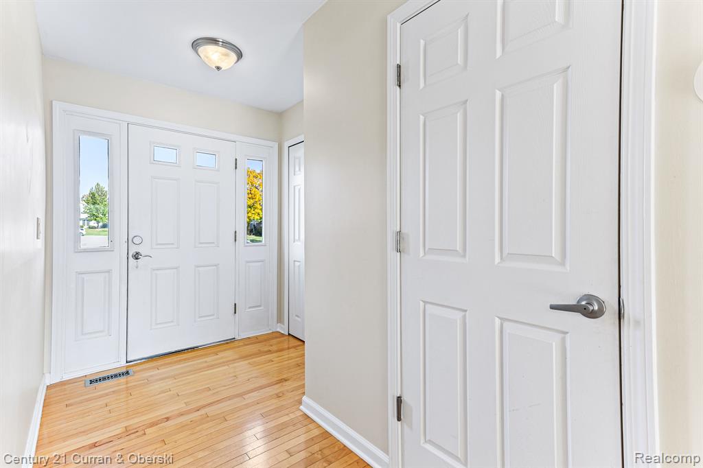 42645 Savoy Court, Northville, MI 48167 — Photo 3