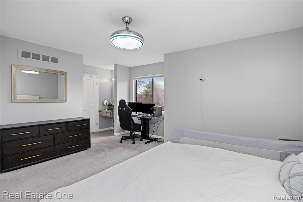 5273 Wright Way E, West Bloomfield, MI — Photo 32