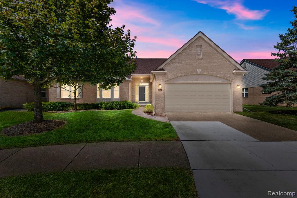 43120 Creek Court, 81, Clinton Twp, MI 48038 — Photo 36