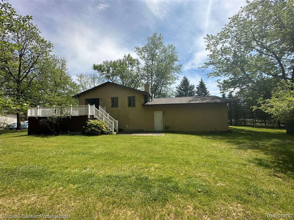 5398 Linger Lane, Lapeer, MI 48446 — Photo 22