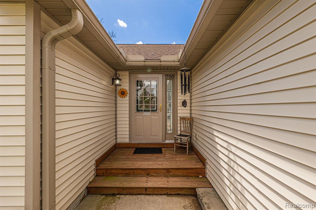 790 1ST Street, Fenton, MI 48430 — Photo 3