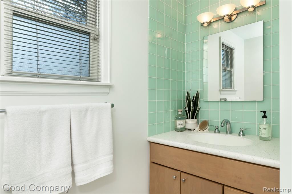515 Potter Avenue, Royal Oak, MI 48067 — Photo 32