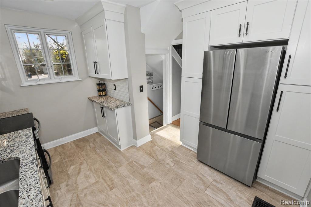 1200 Gardner Avenue - Photo 3