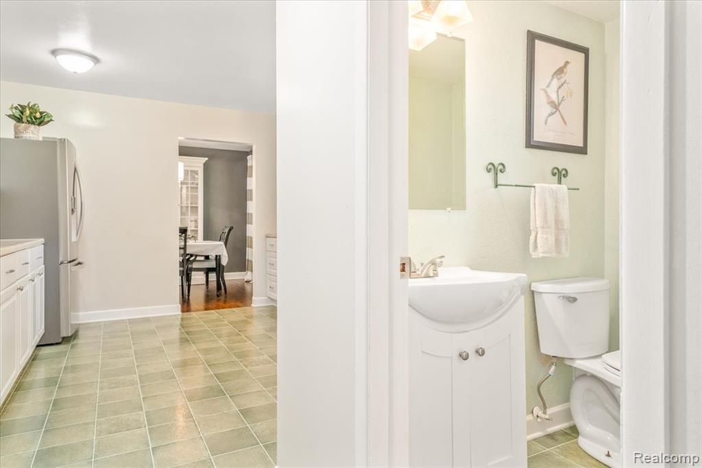 367 Pleasant Ridge Court, Saline, MI 48176 — Photo 30