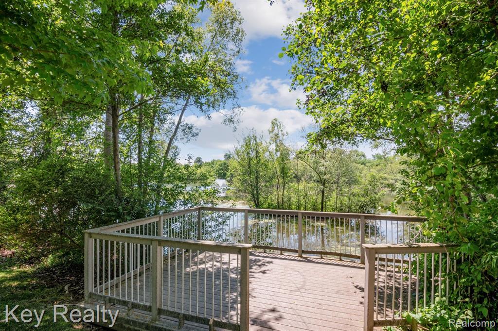 50424 LIVINGSTON Drive, Northville, MI 48168 — Photo 50