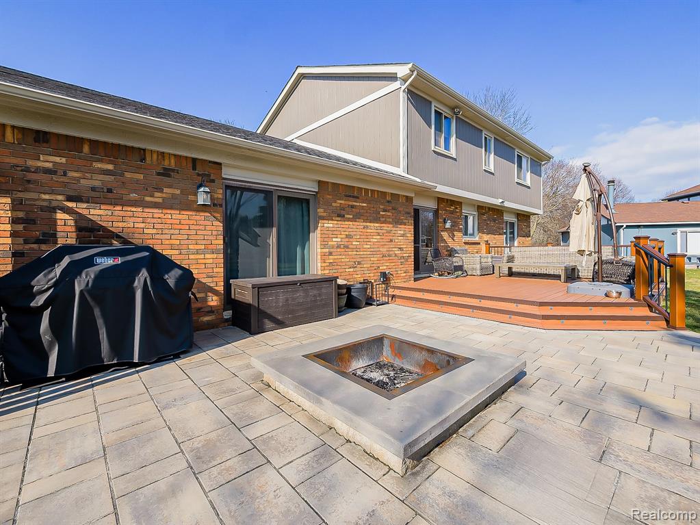 25911 Buckminster Drive, Novi, MI — Photo 38