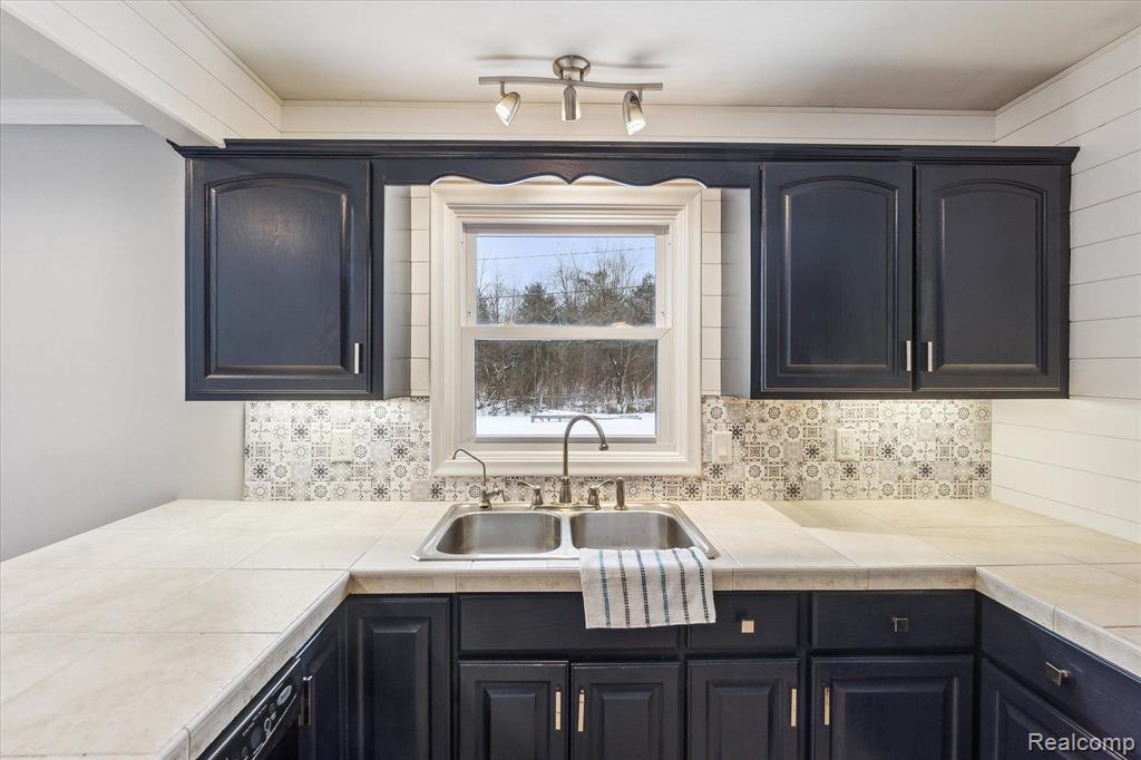 5289 N GEORGETOWN Road, Grand Blanc, MI 48439 — Photo 13