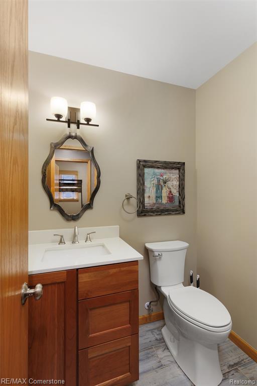 501 Alexander Drive, Commerce Twp, MI 48390 — Photo 13