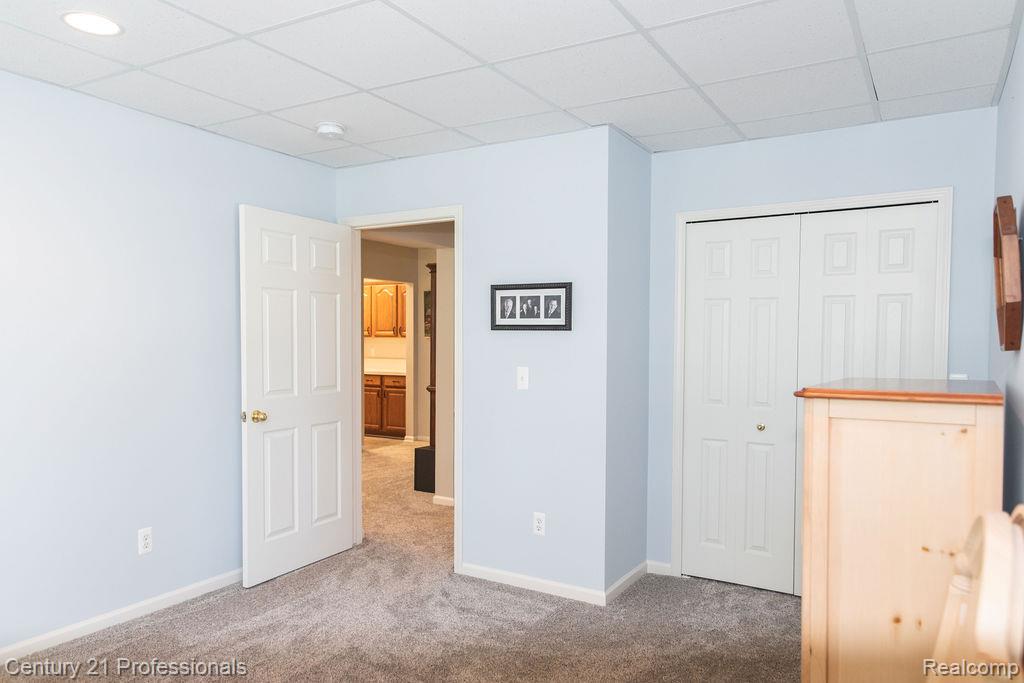 767 E Bluff Court, Rochester Hills, MI 48307 — Photo 48